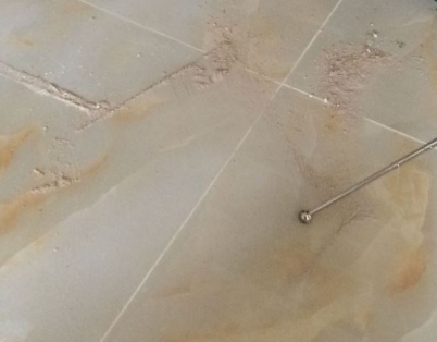 蒙自瓷砖空鼓维修公司分享粘合剂选择不当在瓷砖铺贴过程中可能导致以下问题